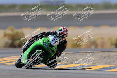 media/Oct-08-2022-SoCal Trackdays (Sat) [[1fc3beec89]]/Turn 14 (1050am)/